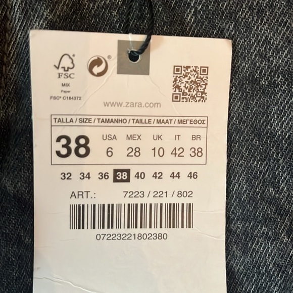 New Zara jeans with tags. Never worn. - Picture 6 of 6